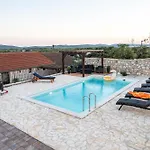 Cubric Villa