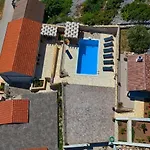 Villa Cubric *