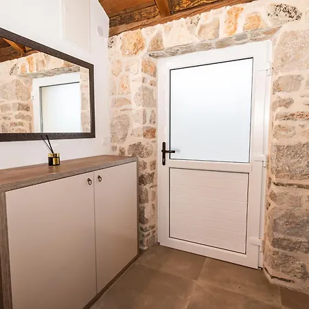 Cubric Villa *