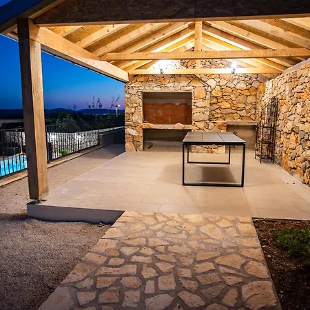 Cubric Villa