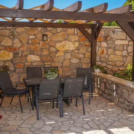 Cubric Villa