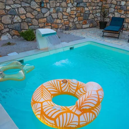 Villa Cubric Pirovac