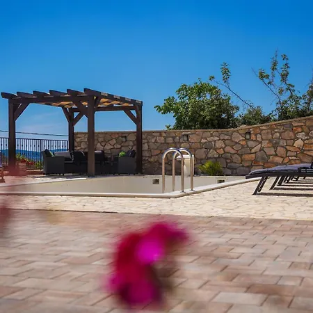 Cubric Villa *