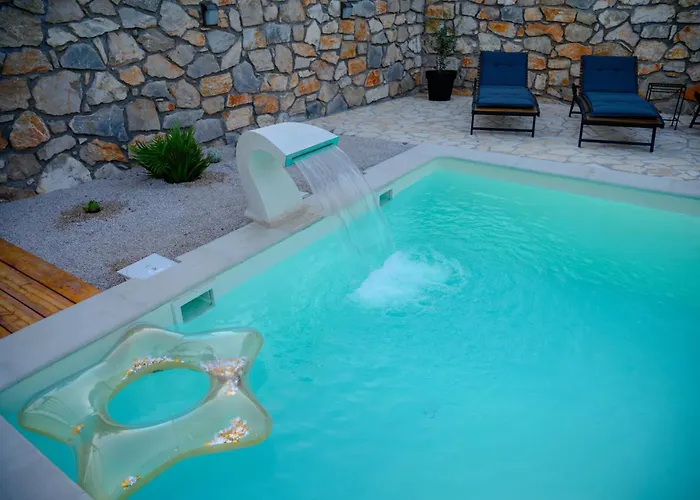 Villa Cubric Pirovac