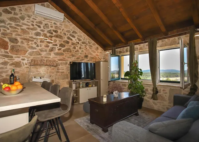 Villa Cubric Pirovac